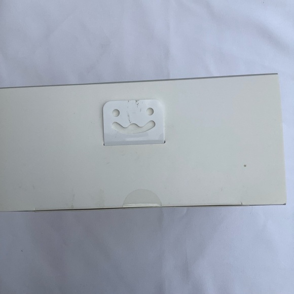 Heyday Headphones Over-the-Ear Wired 3.5mm Color Dusty Pink or Dark Pink - Picture 10 of 12